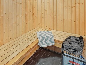 House | Sauna