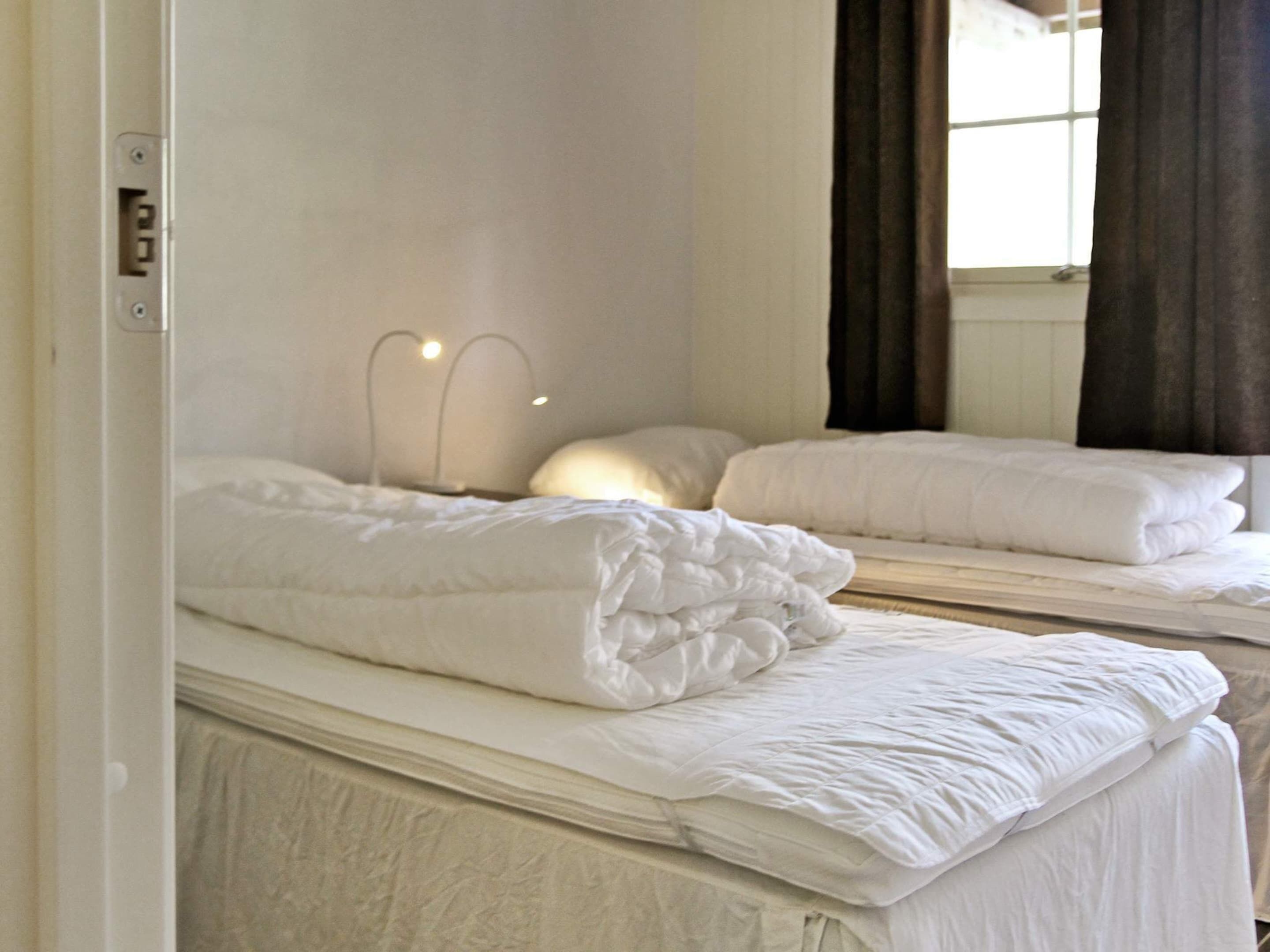 House | 3 bedrooms, individually furnished