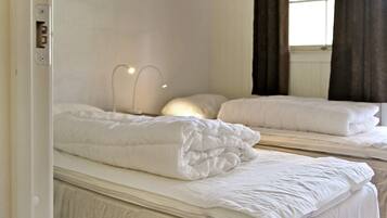 House | 3 bedrooms, individually furnished