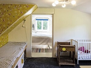 3 Schlafzimmer, individuell eingerichtet