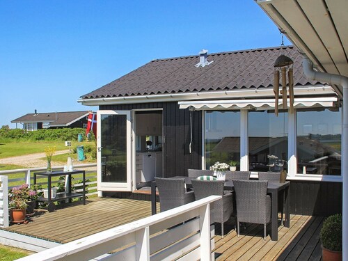 Luxurious Holiday Home in Millinge With Roofed Terrace