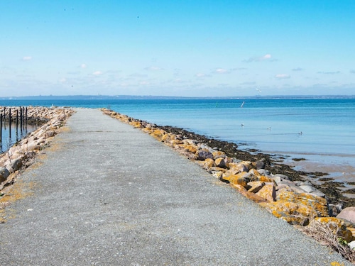 Fantastic Holiday Home with Bay View near Knebel