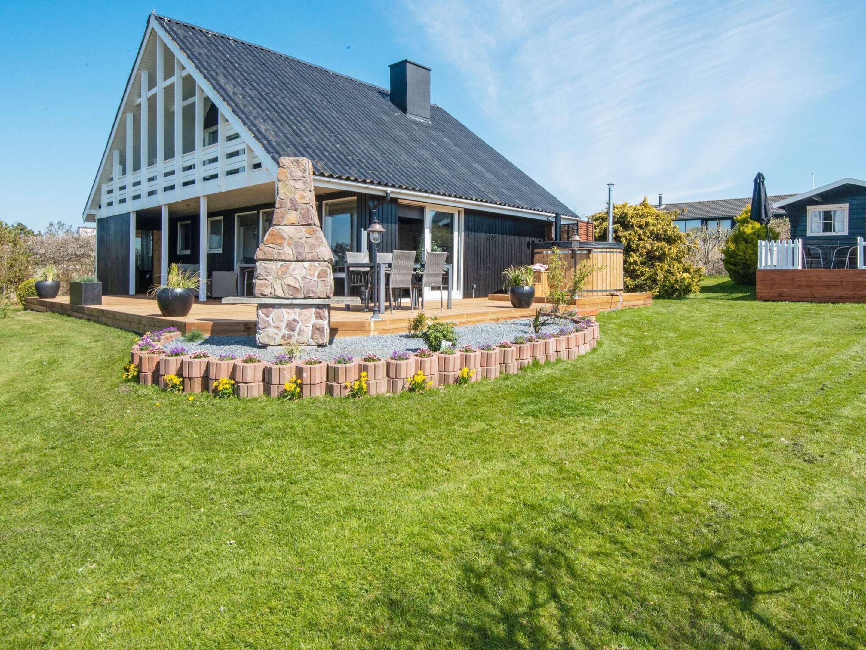 บริเวณภายนอก