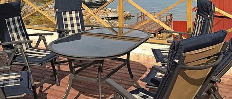 House | Outdoor dining