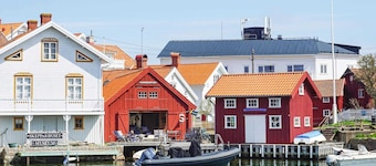 2 Person Holiday Home in Gullholmen