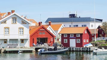 House | Marina