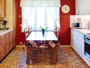 House | Private kitchen - 8 Person Holiday Home in Lindesnes (Lindesnes)