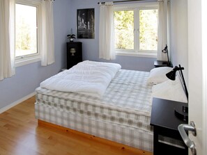 House - 8 Person Holiday Home in Lindesnes (Lindesnes)