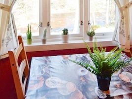 House | Dining