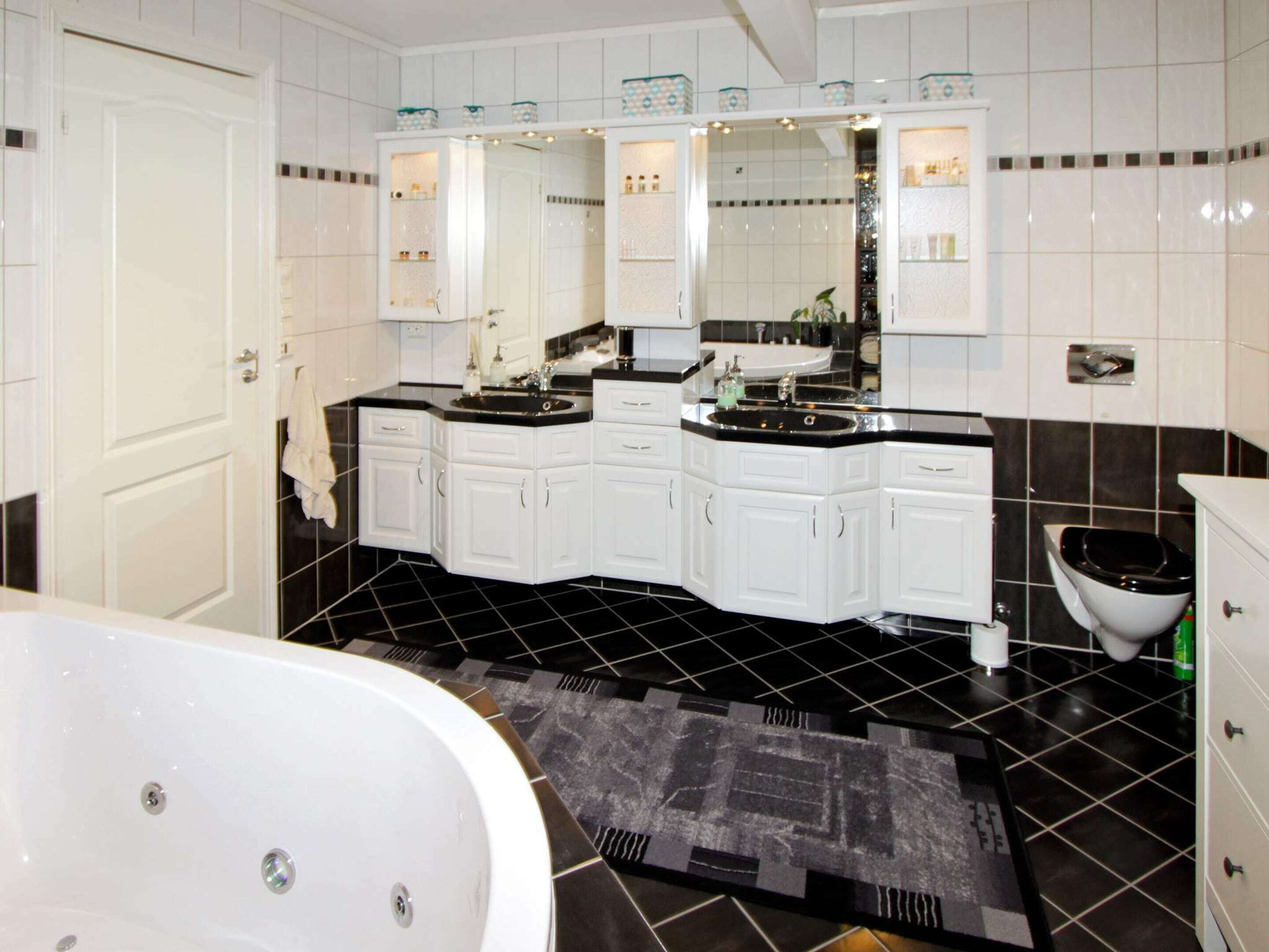 House | Spa treatment
