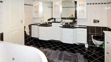 House | Spa treatment