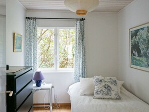 3 sovrum och unika möbler