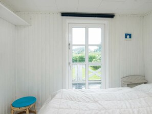 3 Schlafzimmer, Babybetten