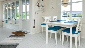 Luokittelematon kuva, 5 kautta 26, painike