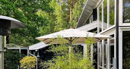 5 Star Holiday Home in Ronde