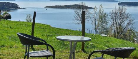 Apartment | Outdoor dining