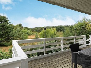 Balcony - Tranquil Holiday Home in Jutland With Terrace (Logstor)