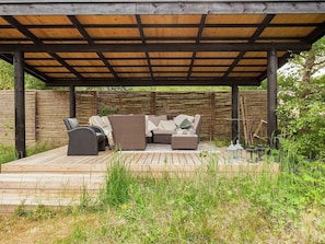 Balcony - Rustic Holiday Home in Nykøbing near Sea (Nykobing Sjaelland)