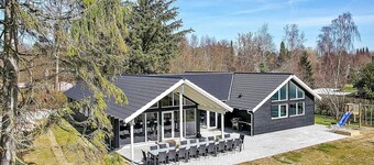Luxury Pool Retreat Udsholt - By Traum Ferienwohnungen