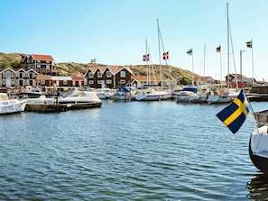 House | Marina
