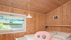 3 bedrooms, cots/infant beds - Cozy Holiday Home in Jutland With Terrace (Borkop)