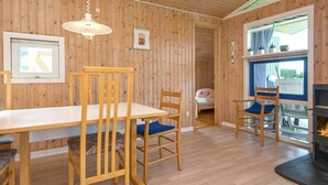 Dining - Cozy Holiday Home in Jutland With Terrace (Borkop)