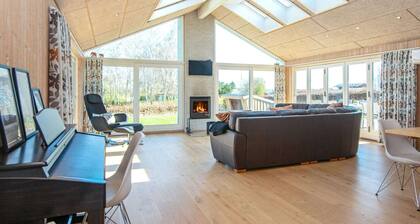 8 Person Holiday Home in Juelsminde-by Traum