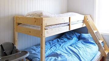 5 habitaciones y muebles diferentes