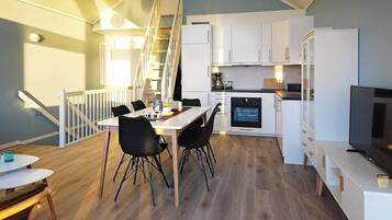 House | Dining