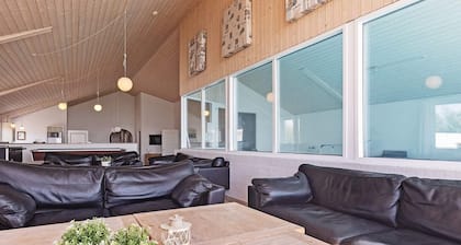 20 Person Holiday Home in Vinderup-by Traum