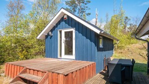 House | Outdoor dining - 9 Person Holiday Home in Ebeltoft (Ebeltoft)