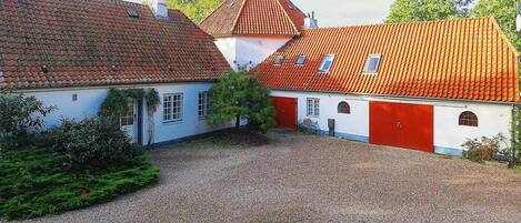 House | Exterior
