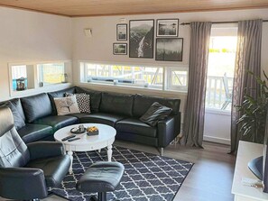 House | Living area - Holiday Home in Auklandshamn (Sveio)