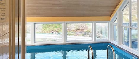 Indoor pool, outdoor pool