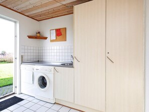 Interior - 8 Person Holiday Home in Ulfborg (Ulfborg)