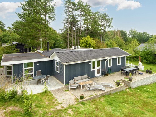 8 Person Holiday Home in Ebeltoft-by Traum