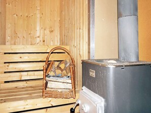 House | Sauna - 4 Person Holiday Home in Vetlanda (Vetlanda)