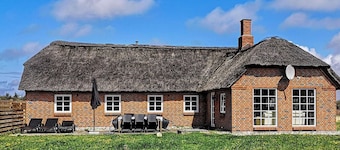 8 Person Holiday Home in Ulfborg-by Traum
