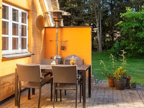 Outdoor dining - 5 Person Holiday Home in Ulfborg (Ulfborg)