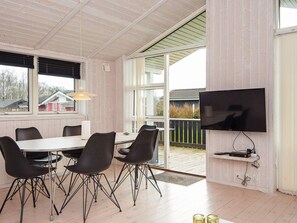 House | Dining