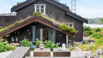 House | Exterior