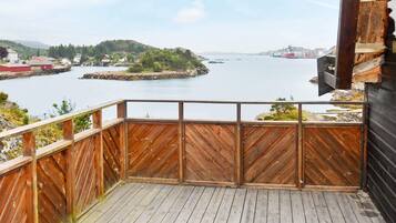 House | Property grounds