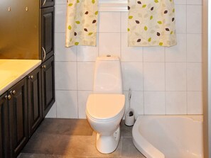 House | Bathroom - 4 Star Holiday Home in Frei (Kristiansund)