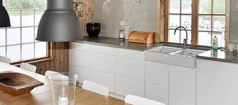 8 パルソン ホリデイ ホーム イン レスンド