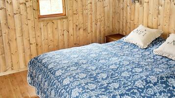 House | 4 bedrooms, individually furnished