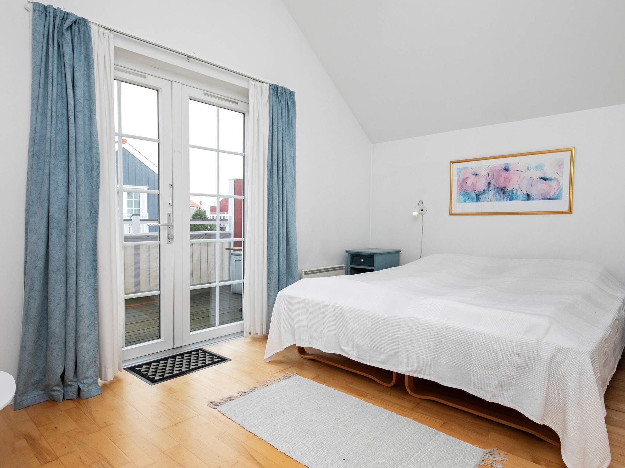 2 bedrooms