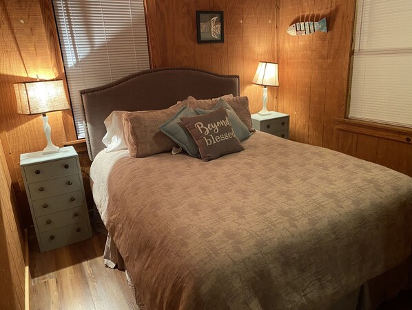 3 makuuhuonetta, Wi-Fi, vuodevaatteet