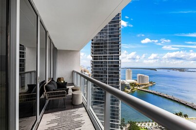 ICON W BRICKELL ROYAL DESIGN OCEAN VIEW 2BR/1BA