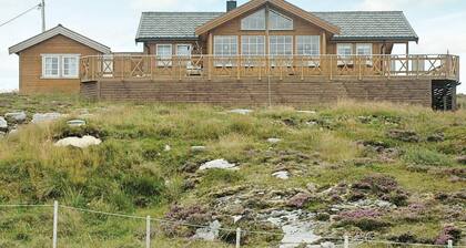 Holiday Home in Dyrvik