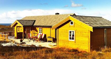 Holiday Home in Dyrvik